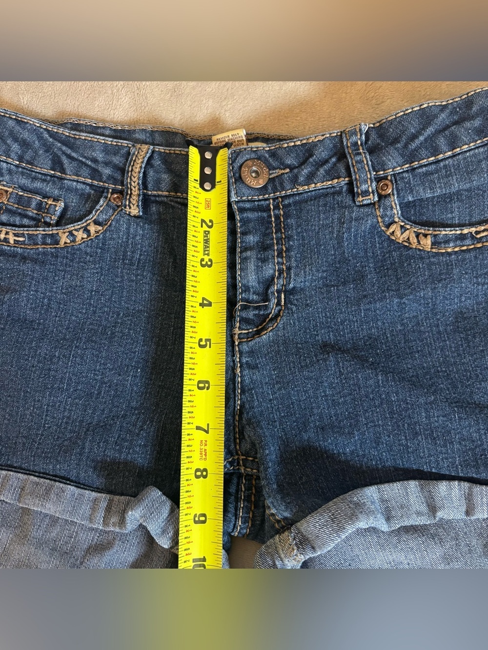 Y2K Mudd Blue cuffed -Hem Denim Shorts Size 14 1/2 - Picture 6 of 6